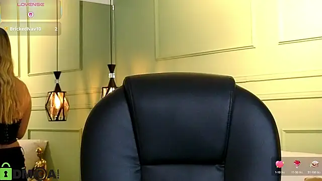 kataliina   online show from 12/02/25, 11:48