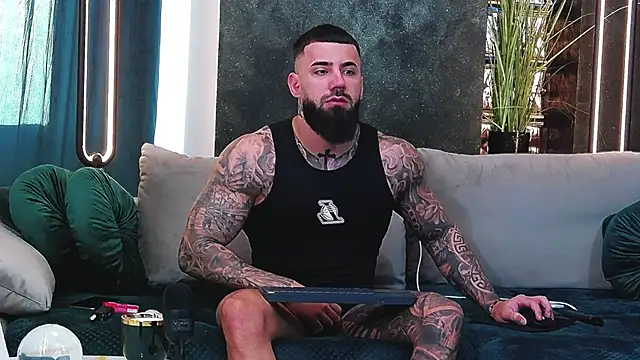 masterkingofmusclee online show from 01/29/25, 06:33