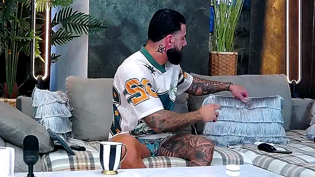 masterkingofmusclee online show from 11/12/25, 07:31