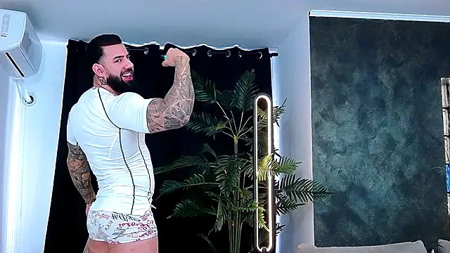 masterkingofmusclee online show from 11/21/25, 08:13