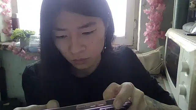 CarlyJoy online show from 12/01/25, 08:30