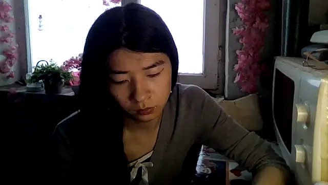 CarlyJoy online show from 02/02/26, 10:58