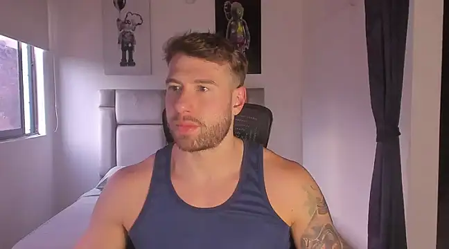 Snapshot of paul_rogerr chatting on 02/25/25, 11:00 paul rogerr online show from 02/25/25, 11:00