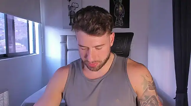 Snapshot of paul_rogerr chatting on 03/09/25, 10:30 paul rogerr online show from 03/09/25, 10:30