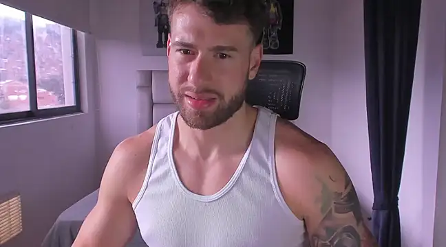 Snapshot of paul_rogerr chatting on 03/10/25, 08:34 paul rogerr online show from 03/10/25, 08:34