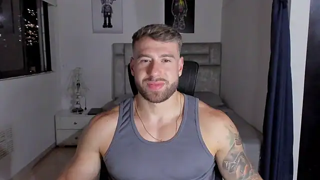 Snapshot of paul_rogerr chatting on 09/20/25, 01:28 paul rogerr online show from 09/20/25, 01:28