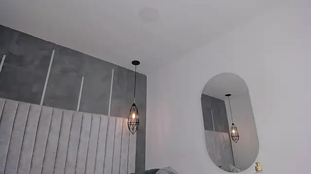 Snapshot of chloe_d chatting on 02/24/25, 12:16 chloe d online show from 02/24/25, 12:16