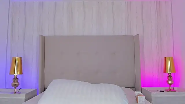 Snapshot of chloe_d chatting on 06/29/26, 04:18 chloe d online show from 06/29/26, 04:18