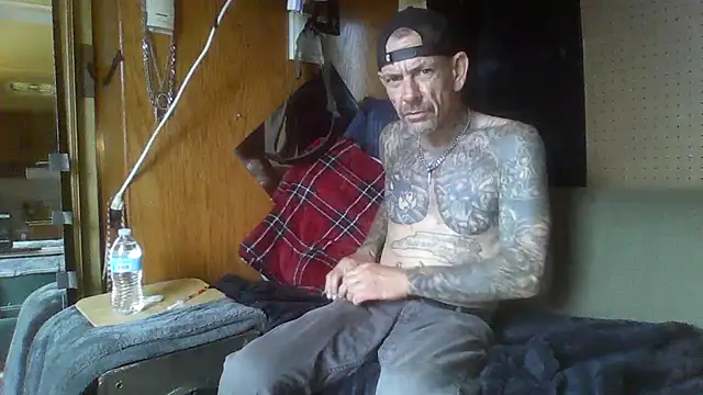 Snapshot of deepstroker42071 chatting on 04/07/26, 08:31 deepstroker42071 online show from 04/07/26, 08:31