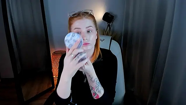 Mira  Blush online show from 03/08/25, 06:32