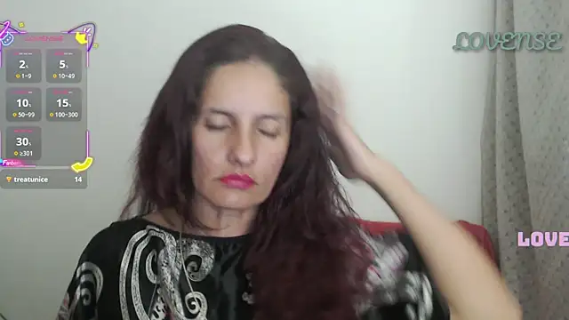 catalina duran1 online show from 03/17/26, 05:11