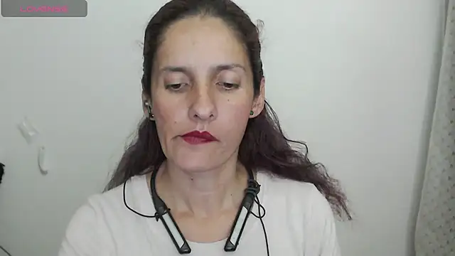 Snapshot of catalina_duran1 chatting on 07/15/26, 04:51 catalina duran1 online show from 07/15/26, 04:51