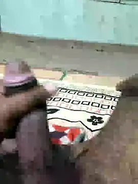 Snapshot of SILENT_FUCKER_01 chatting on 12/05/24, 05:50 SILENT FUCKER 01 online show from 12/05/24, 05:50