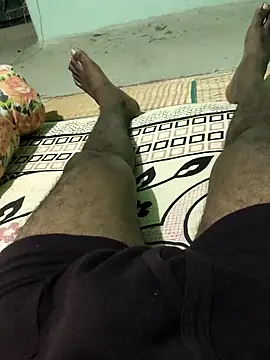 Snapshot of SILENT_FUCKER_01 chatting on 03/04/25, 05:03 SILENT FUCKER 01 online show from 03/04/25, 05:03