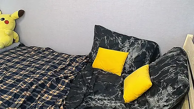 Snapshot of KathrineBerry chatting on 01/02/25, 05:24 KathrineBerry online show from 01/02/25, 05:24