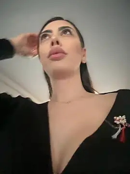 Snapshot of Flower_Pow3r chatting on 03/03/25, 05:53 Flower Pow3r online show from 03/03/25, 05:53