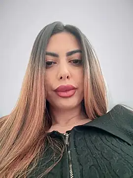 Snapshot of Flower_Pow3r chatting on 03/22/25, 12:14 Flower Pow3r online show from 03/22/25, 12:14