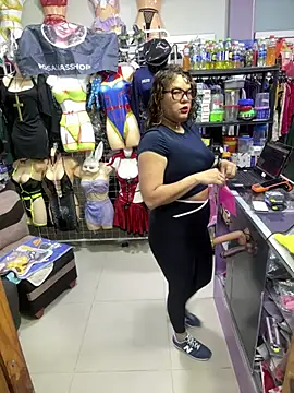 ROSALIALUCY online show from 06/19/26, 02:43