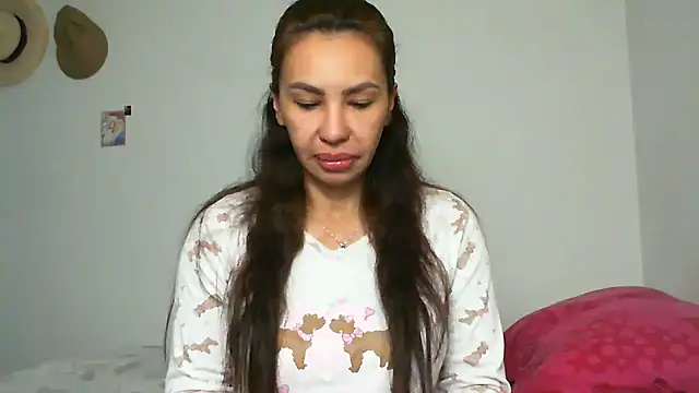 Snapshot of salome__milf chatting on 10/09/25, 04:10 salome milf online show from 10/09/25, 04:10