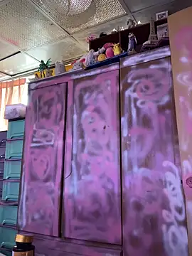 JesuAdam online show from 04/12/26, 07:57