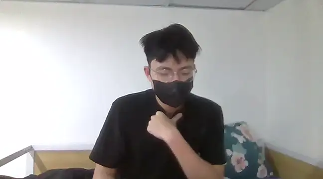 Gwencloudy online show from 01/14/25, 03:53