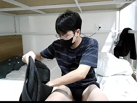 Gwencloudy online show from 10/30/25, 03:13