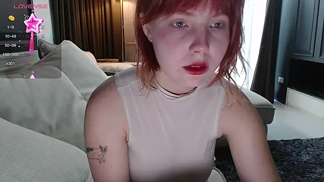 RubyLynxx online show from 12/17/25, 06:41