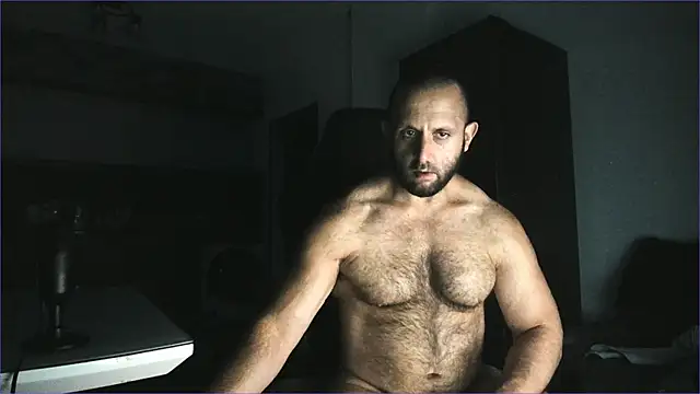 Hugealphabeast online show from 08/03/26, 09:40