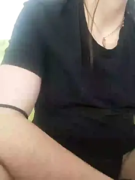 Snapshot of bruna_safadinhaa chatting on 01/11/25, 12:29 bruna safadinhaa online show from 01/11/25, 12:29