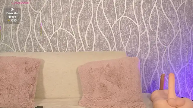 AlessiaCorleone  online show from 03/25/26, 11:00