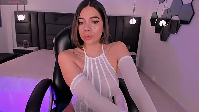 AmyWalker  online show from 02/01/25, 01:09