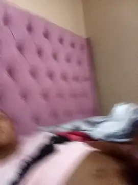 ShooingBunch online show from 09/11/25, 06:24