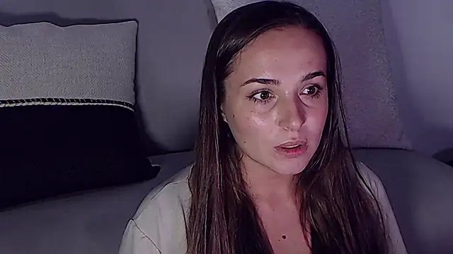 Snapshot of MeIisaLove chatting on 02/01/25, 10:02 MeIisaLove online show from 02/01/25, 10:02