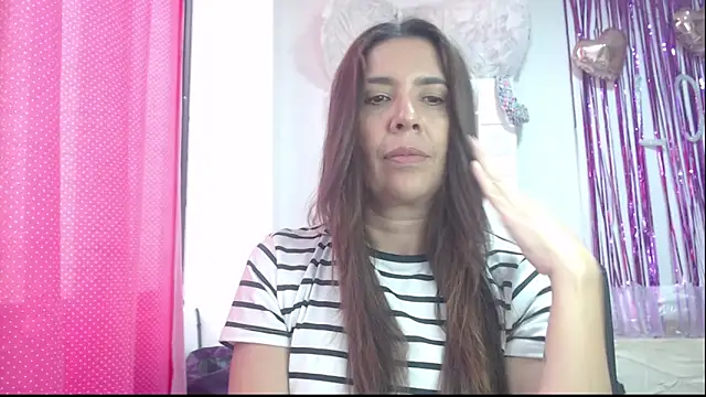 Victoria meester online show from 02/19/25, 04:11