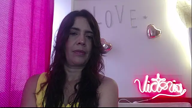 Victoria meester online show from 03/05/25, 02:45