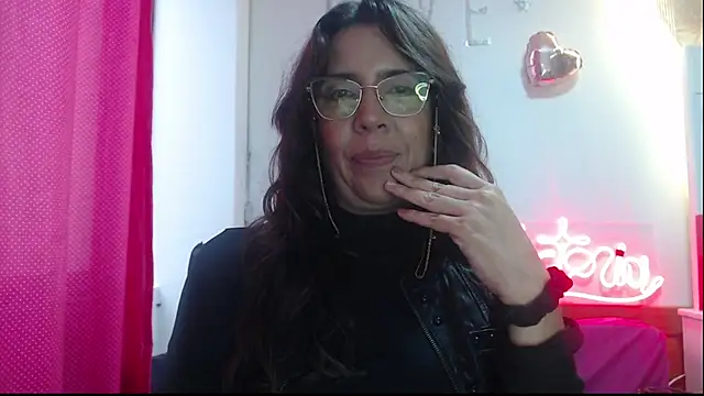 Victoria meester online show from 03/19/25, 08:54