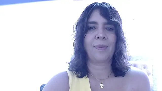 Snapshot of Victoria_meester chatting on 06/18/26, 02:43 Victoria meester online show from 06/18/26, 02:43