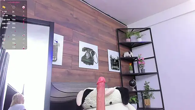 KatyaBlonding online show from 01/28/25, 04:52