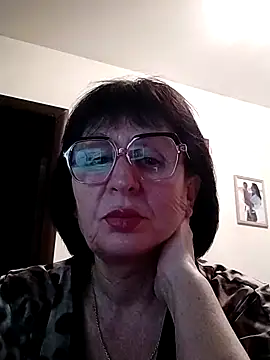 AlbinaXPretty online show from 12/24/24, 06:28