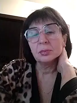 AlbinaXPretty online show from 01/02/25, 06:56