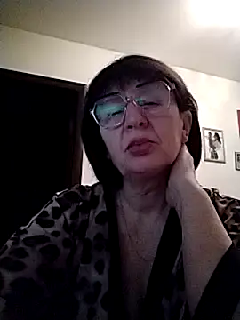 AlbinaXPretty online show from 01/05/25, 03:32