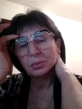 AlbinaXPretty online show from 03/19/25, 08:11