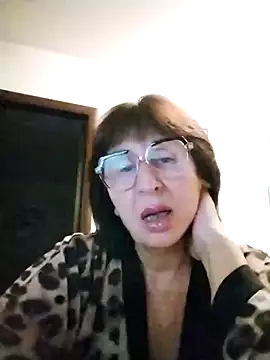 AlbinaXPretty online show from 11/21/25, 03:11