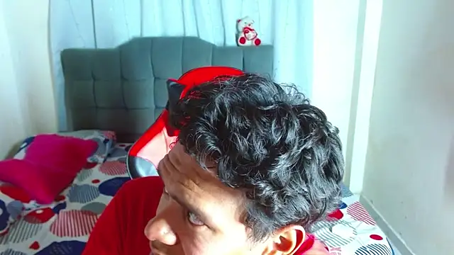 kelvin jhoseth1 online show from 12/23/25, 02:09