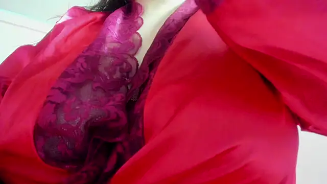 dolly zoe online show from 10/24/25, 04:31