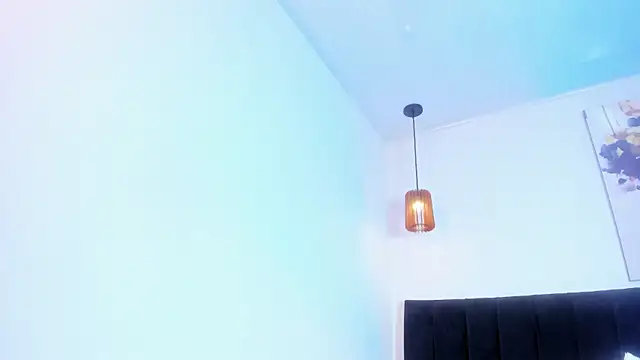 dolly zoe online show from 04/20/26, 05:32