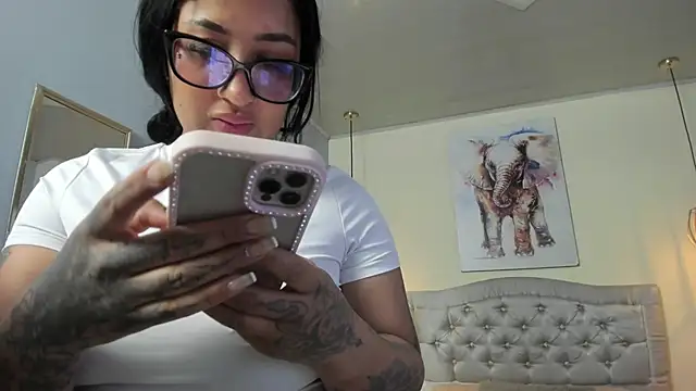 ayshel   online show from 04/09/26, 03:28