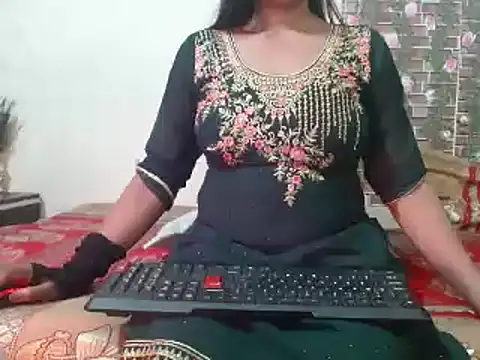 nikitahot3 online show from 02/16/25, 03:16