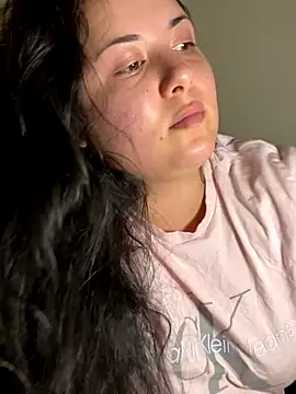 Snapshot of xocrybaby chatting on 12/04/24, 06:50 xocrybaby online show from 12/04/24, 06:50