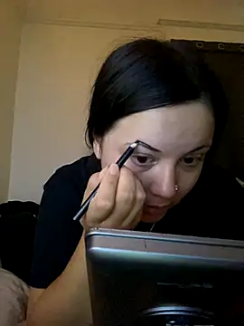 Snapshot of xocrybaby chatting on 09/13/25, 02:39 xocrybaby online show from 09/13/25, 02:39